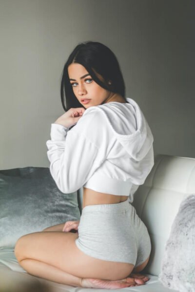 Melody Queenstown Escorts