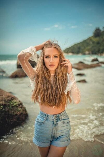 Emmy Wellington Escorts